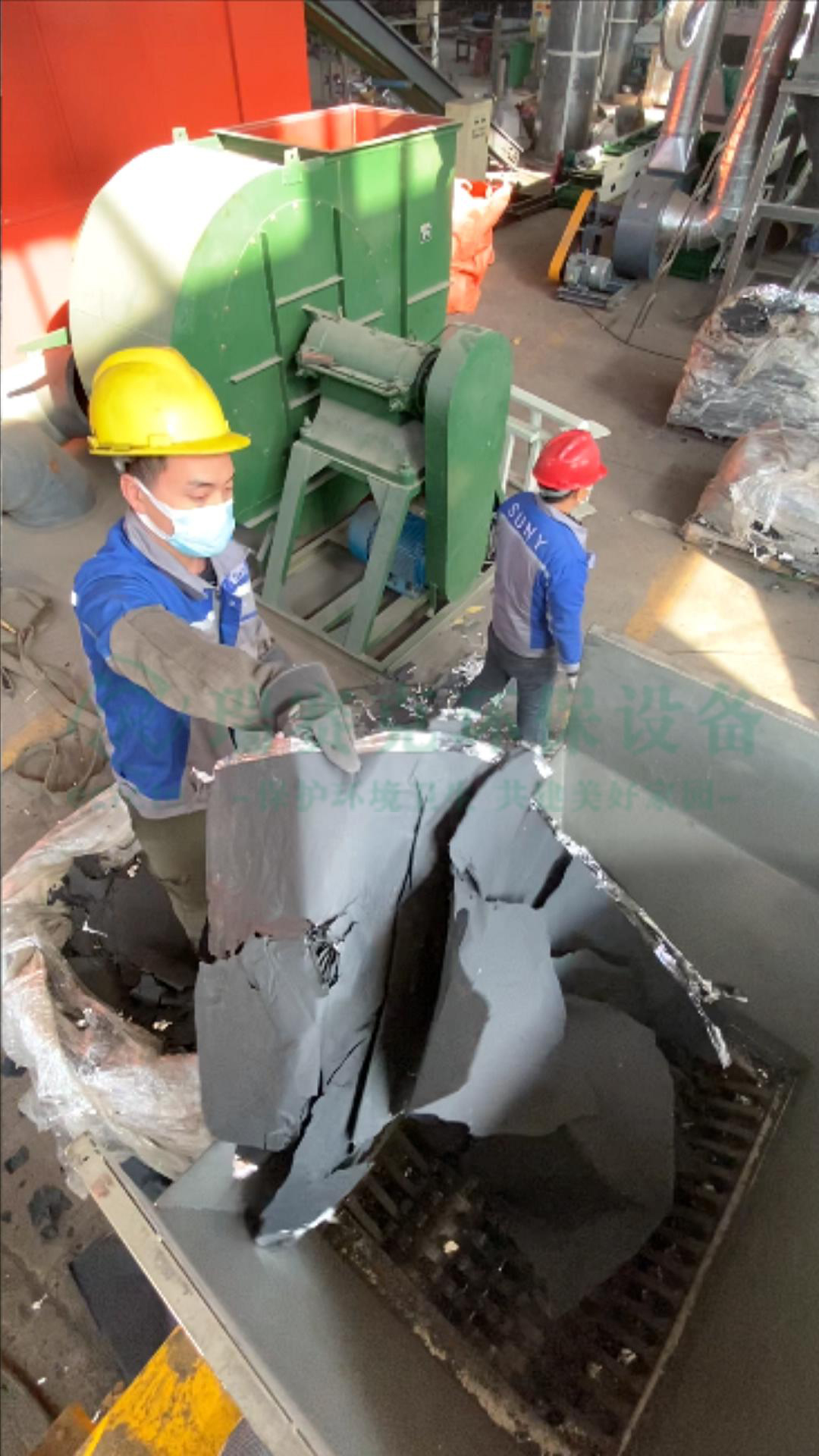 为了减少对石油的依赖和环境污染电池的利用被认为是解决能源?；突肪澄侍庀窒碌暮梅椒? /></a>
      <div   id=