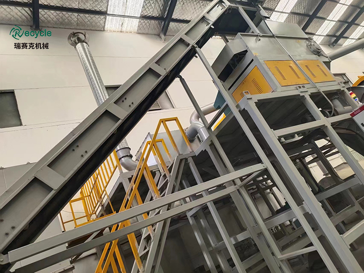 锂电池回收：专业设备取代人工拆解的必然趋势