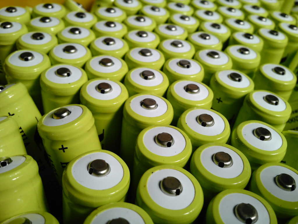 锂电池回收：高利润背后的机遇与关键设备