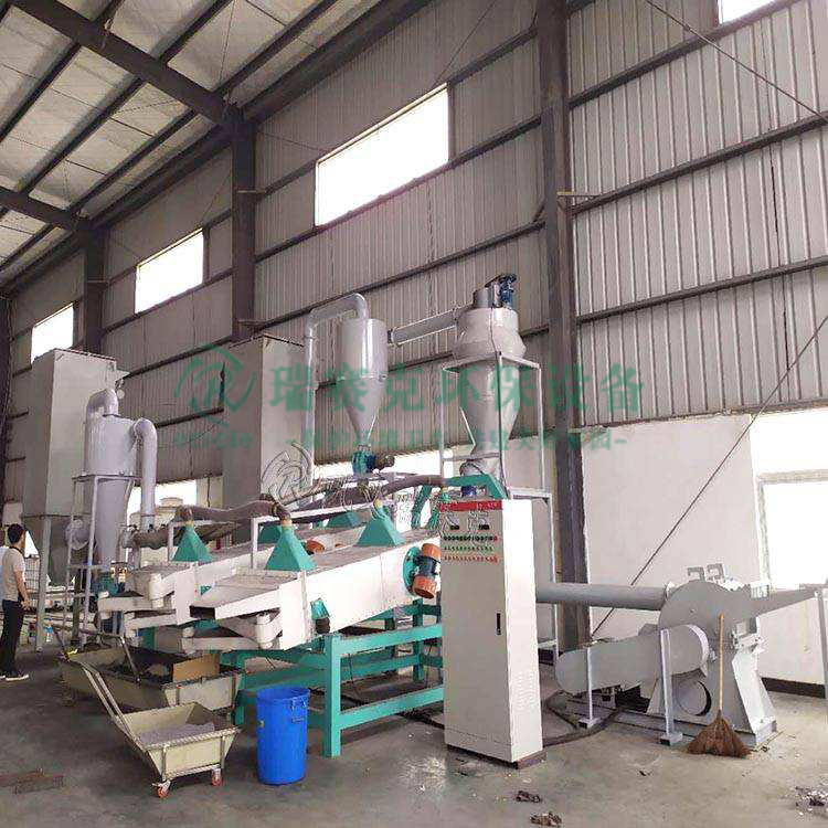 动力电池装机放量，回收再利用市场潜力十足。